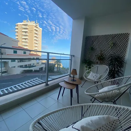 Modern Urban Apartment Funchal (Madeira)
