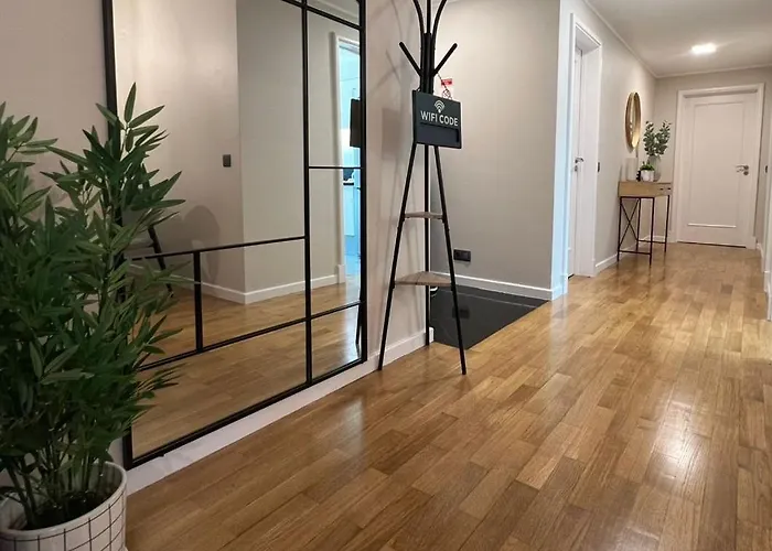 Modern Urban Apartament