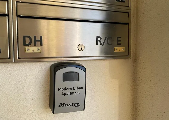 Modern Urban Apartament Funchal (Madeira)